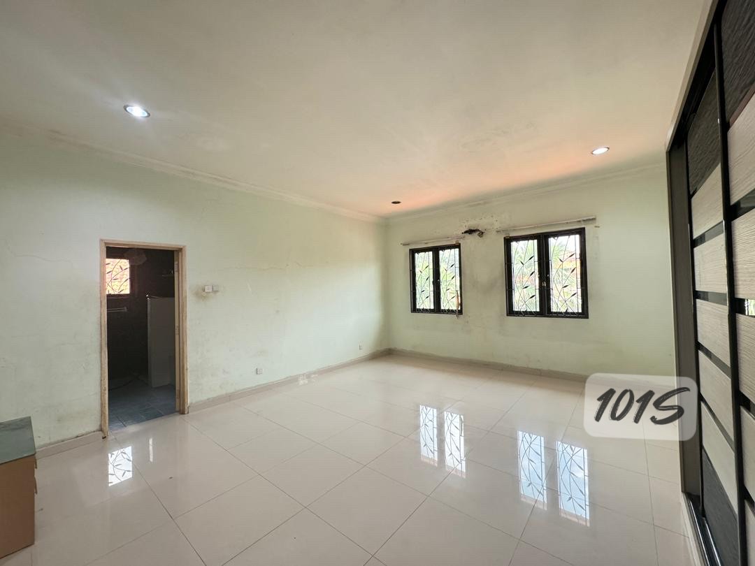 Semi-detached House For Sale in Kota Kemuning Selangor - Image 15