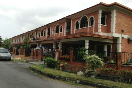 2-sty Terrace/Link House For Sale in Bandar Sungai Long Selangor - Image 2