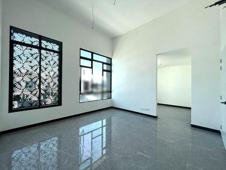 Semi-detached House For Sale in Tampoi Johor - Image 7