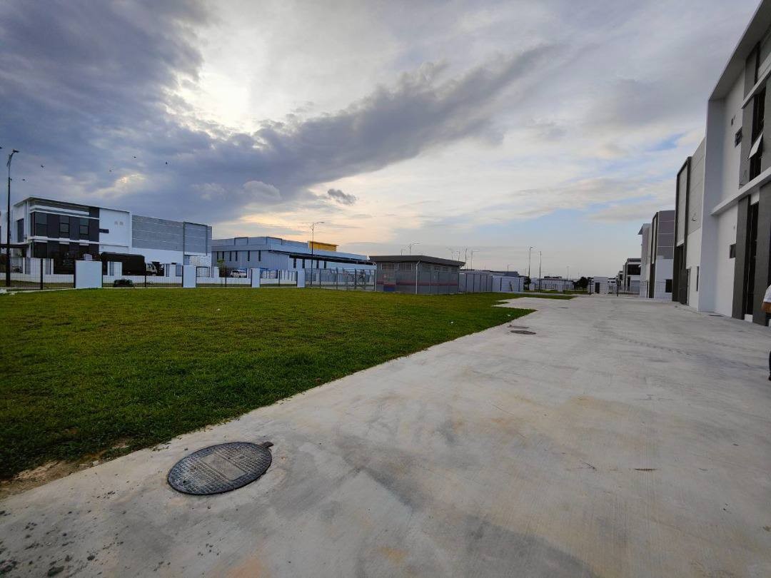 Semi-D Factory For Rent in Senai Johor - Image 10