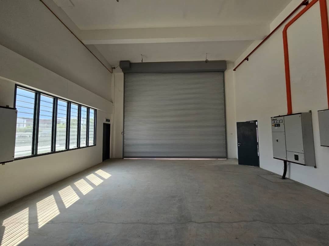 Semi-D Factory For Rent in Ulu Tiram Johor - Image 5