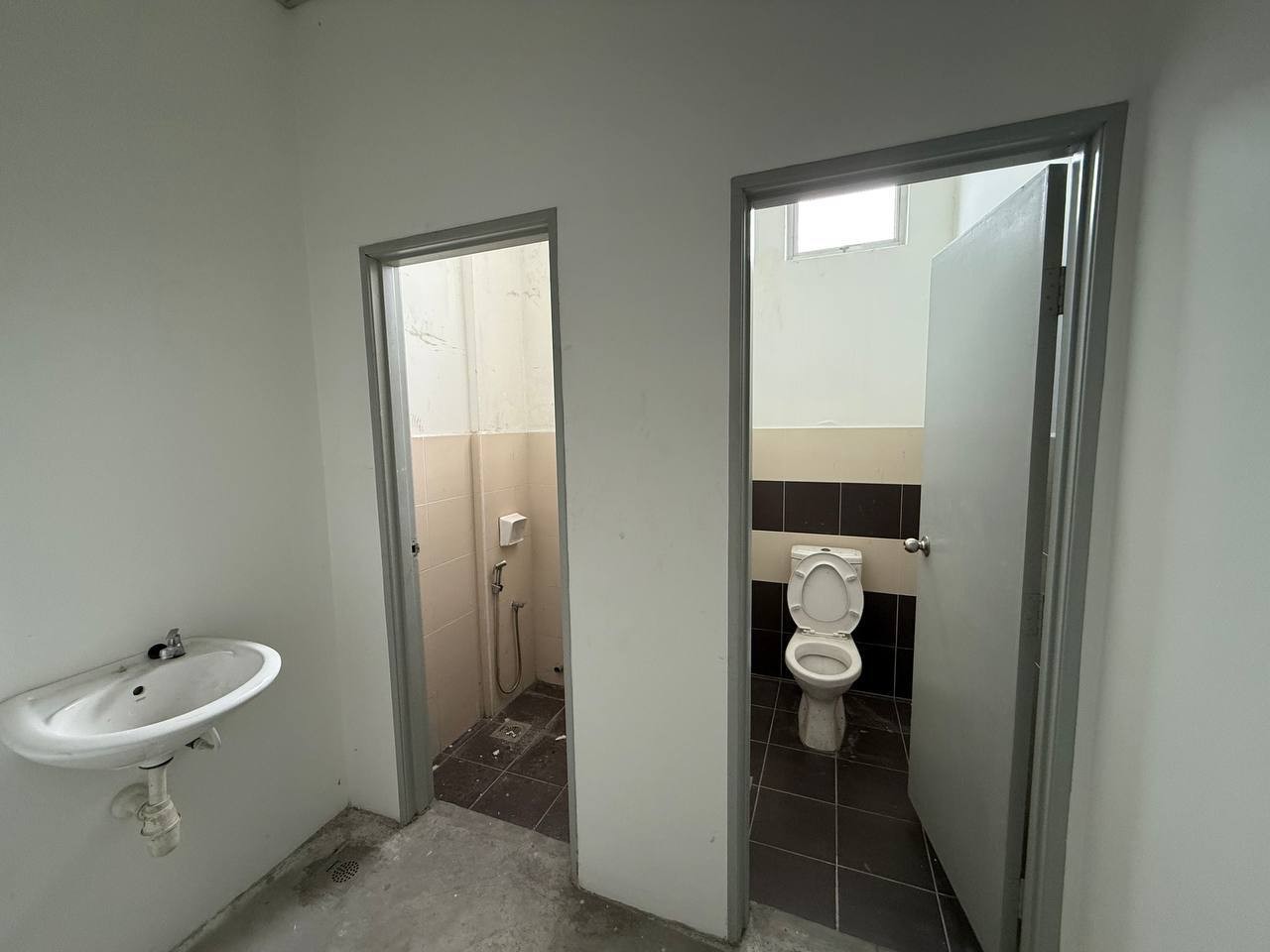 Semi-D Factory For Rent in Gelang Patah Johor - Image 13