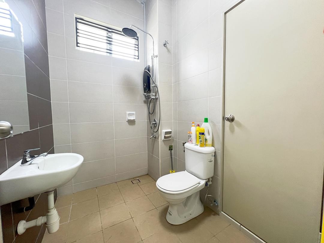 Cluster House For Sale in Johor Bahru Johor - Image 11