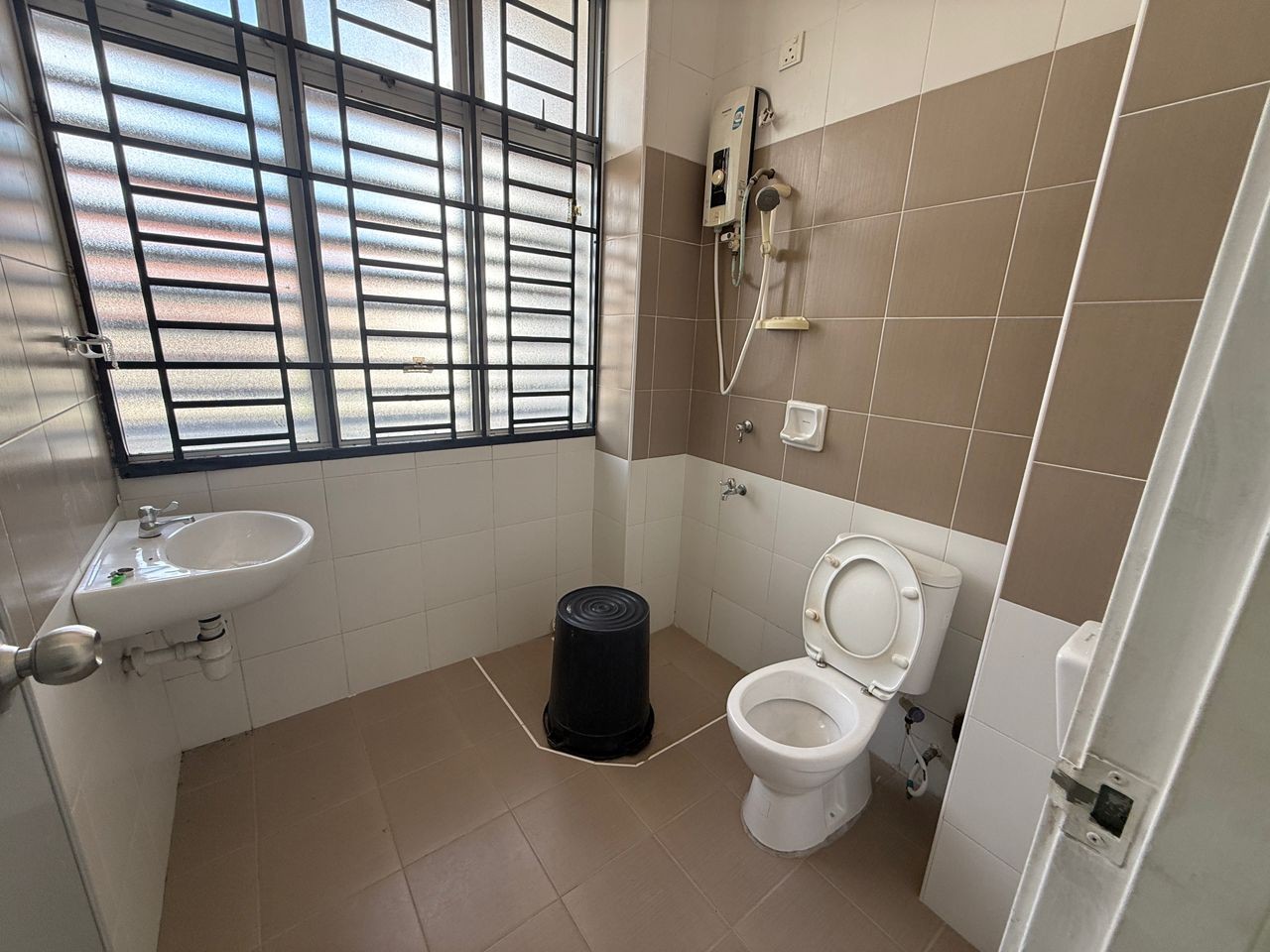 2-sty Terrace/Link House For Sale in Iskandar Puteri (Nusajaya) Johor - Image 11