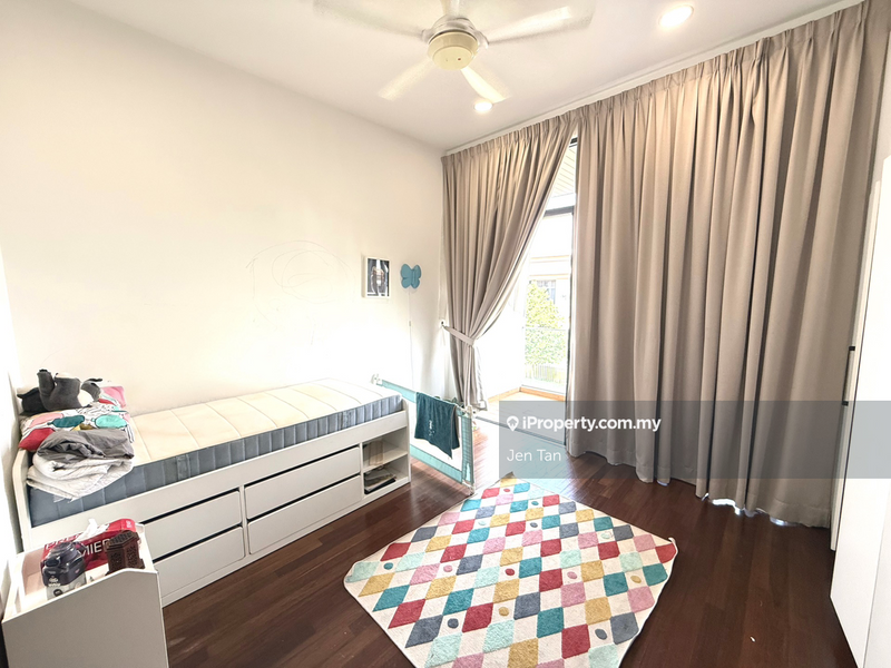 Semi-detached House For Sale in Telok Panglima Garang Selangor - Image 9
