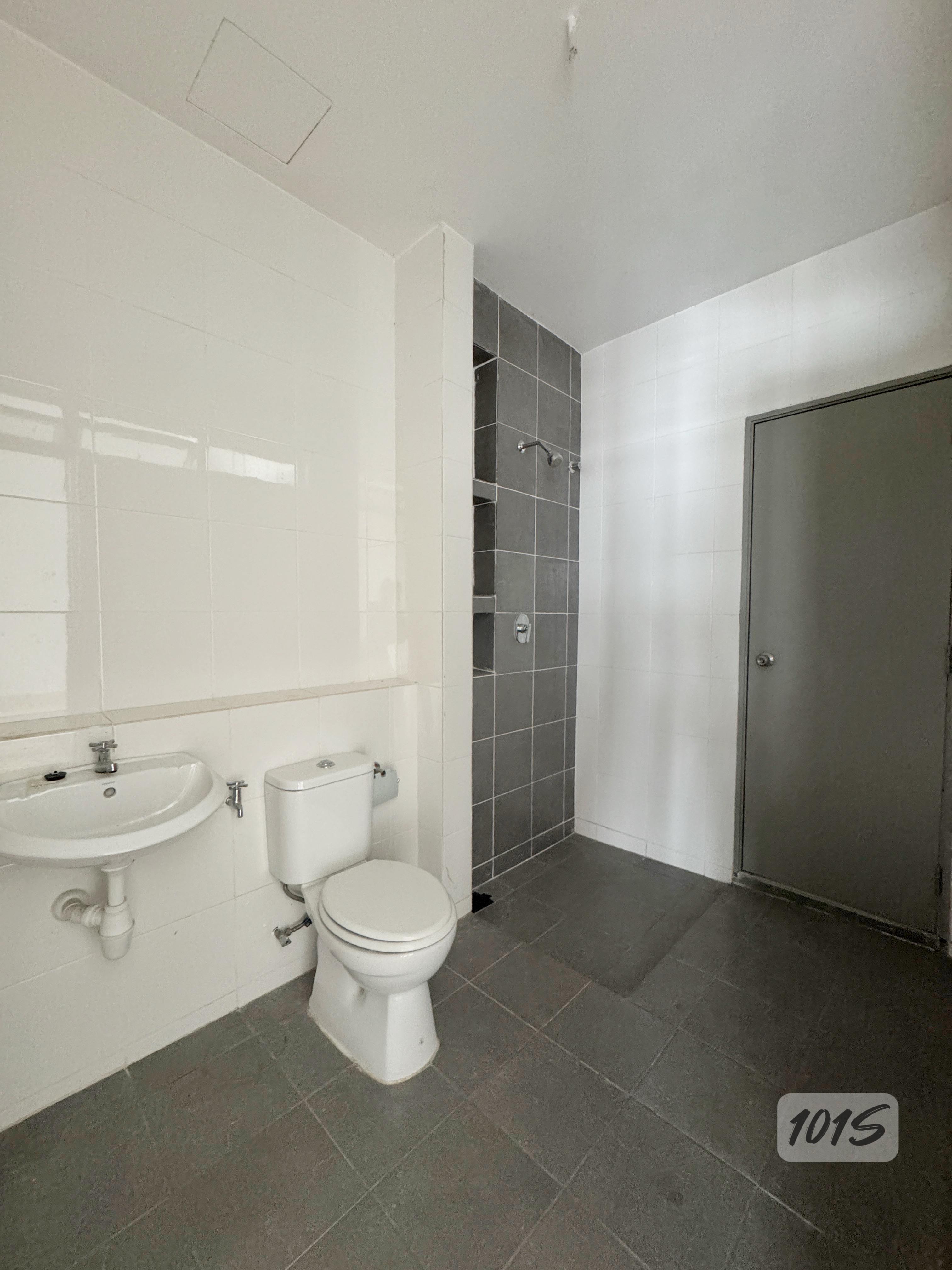 2-sty Terrace/Link House For Sale in Telok Panglima Garang Selangor - Image 12