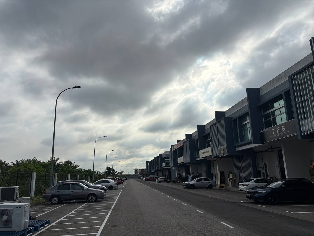 Link Factory For Rent in Ulu Tiram Johor - Image 10