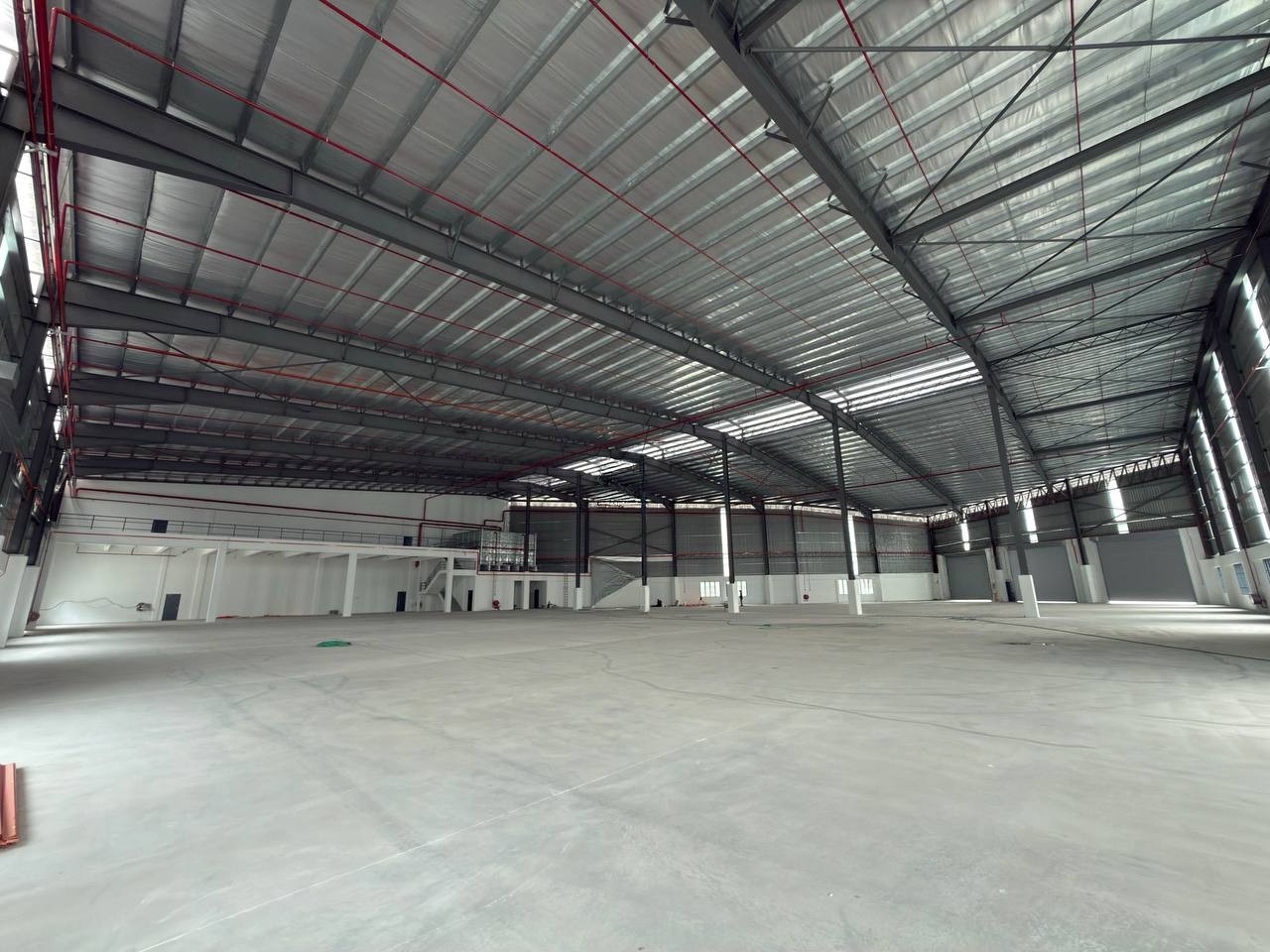 Detached Factory For Rent in Ulu Tiram Johor - Image 3