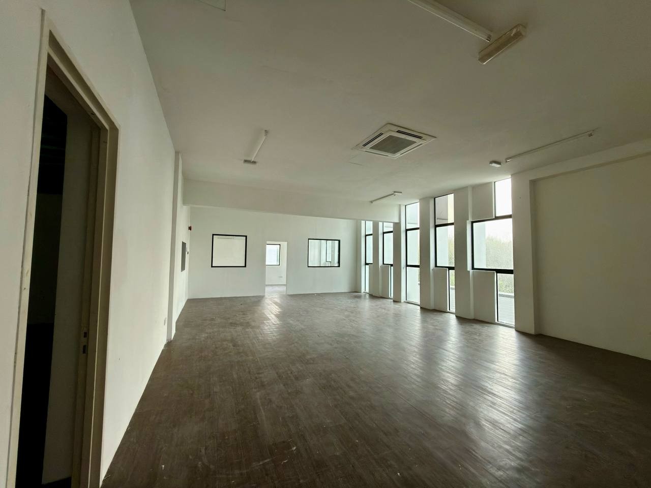 Semi-D Factory For Rent in Johor Bahru Johor - Image 9