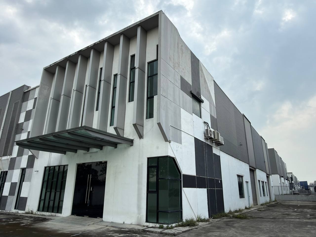 Semi-D Factory For Rent in Johor Bahru Johor