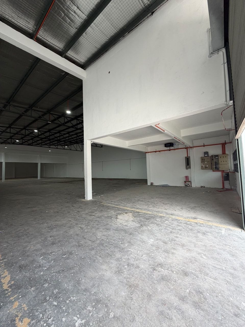 Semi-D Factory For Rent in Ulu Tiram Johor - Image 6