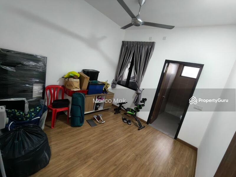 2-sty Terrace/Link House For Sale in Klang Selangor - Image 8