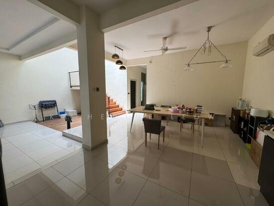 2-sty Terrace/Link House For Sale in Iskandar Puteri (Nusajaya) Johor - Image 9