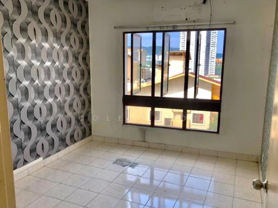 Condominium For Sale in Kota Damansara Selangor - Image 11