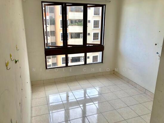 Condominium For Sale in Kota Damansara Selangor - Image 10