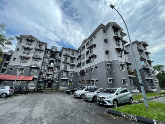 Apartment For Sale in Kota Kemuning Selangor - Image 9