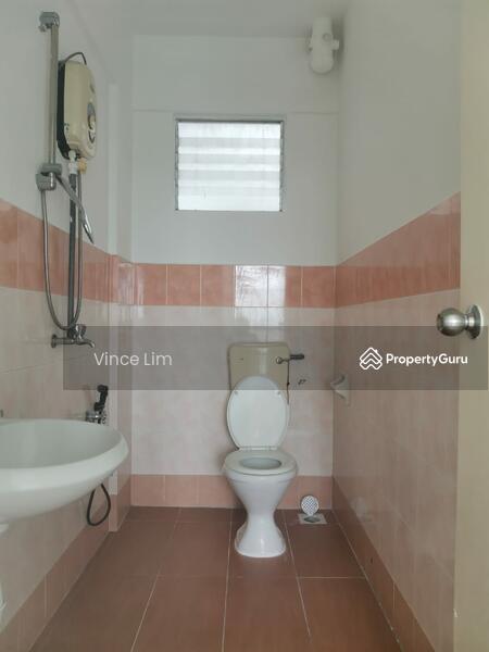 Condominium For Sale in Seri Kembangan Selangor - Image 10
