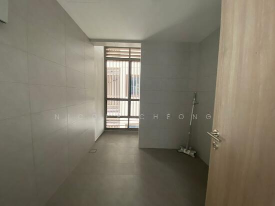 Serviced Residence For Sale in Dutamas Wilayah Persekutuan Kuala Lumpur - Image 12