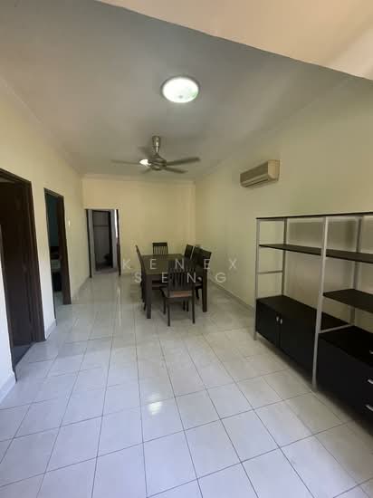 2-sty Terrace/Link House For Sale in Damansara Damai Selangor - Image 6