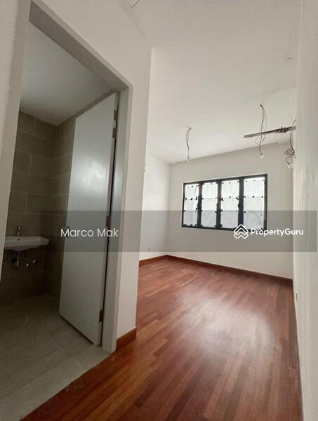 Semi-detached House For Sale in Setia Alam Selangor - Image 6