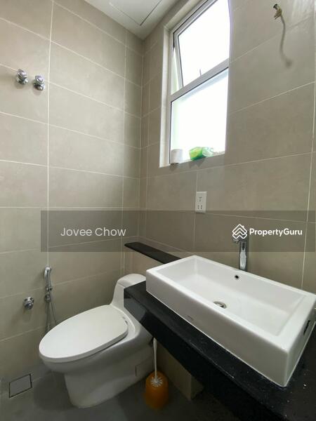 Semi-detached House For Rent in Setia Alam Selangor - Image 15