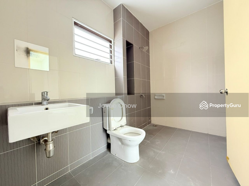 2.5-sty Terrace/Link House For Sale in Setia Alam Selangor - Image 12